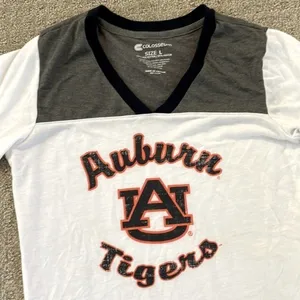 Colosseum White Auburn Univ. Tigers V-Neck Shirt thumbnail 3