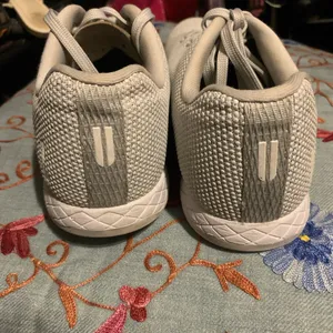 No bulk sneakers women 8.5 thumbnail 3