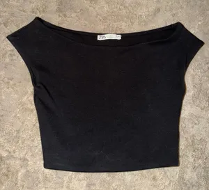 Zara black cropped off the shoulder top thumbnail 1
