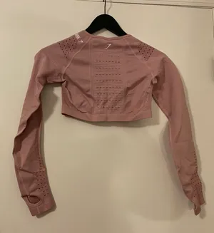 Gymshark Crop Long Seeve thumbnail 4