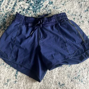 Lululemon Shorts thumbnail 1