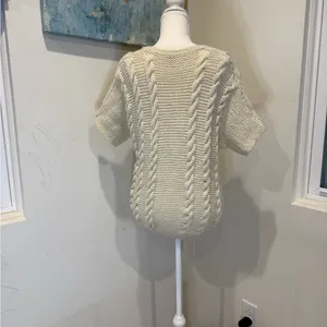 Cream Cable Knit Short-Sleeve Sweater homemade knit womens size xs ptp 17” L 24” thumbnail 3