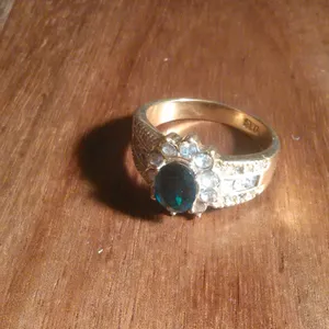 Simulated Emerald and White Crystal Gold Plate Ring (Size 10) thumbnail 9