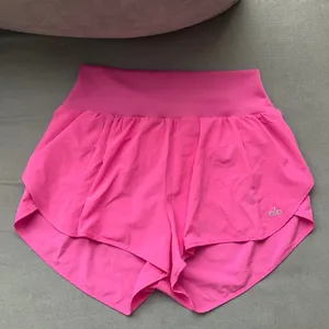 Alo Yoga Gold Medal Short Paradise Pink M thumbnail 2