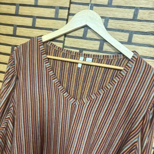 Cato Stripe Top‎ Size 26/28 thumbnail 3