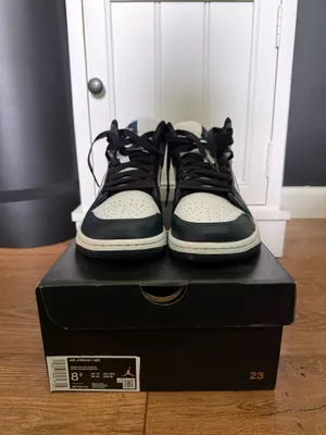 Air Jordan 1 Mid Nike Men’s thumbnail 4