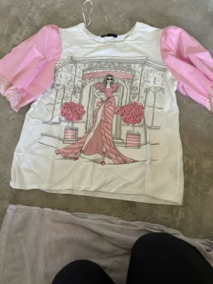 Women’s tee White Size M thumbnail 3