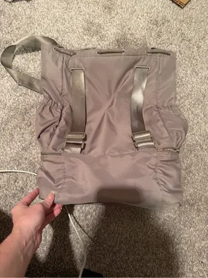 Beyond Yoga Convertible Gym Bag in Birch thumbnail 12