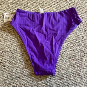 NWT Lululemon Ribbed High-Waist Skimpy-Fit Swim Bottom Atomic Purple- Size 8 thumbnail 9