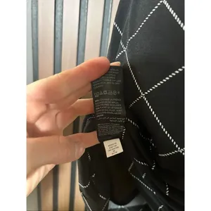 White House Black Market Black Window Weave Dress - Size XS classy stylish mini thumbnail 7