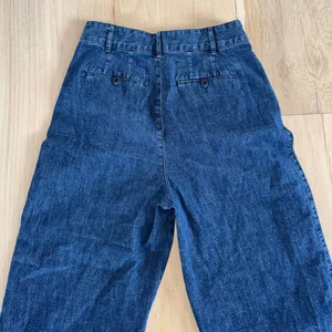 Madewell Pleated Wide-Leg Jeans Medium Wash Size 6 thumbnail 5