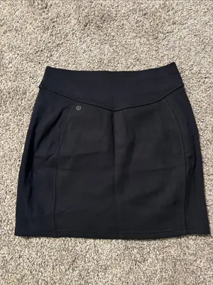 Lululemon Scuba HR Mini Skirt size medium NWT thumbnail 4
