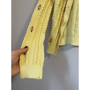 MANGO Flowers Knit Cardigan in yellow with tiny embroidered pink flowers sz. XL thumbnail 5