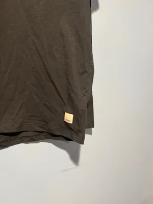 Vuori Long Sleeve Feather Tee thumbnail 3