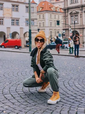 Converse • CTAS Gore-Tex Waterproof Lugged Leather Hi Boots Sneaker Gold Dart thumbnail 7