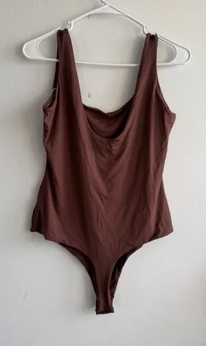 PUMIEY Womens Brown Scoop Neck Thong Bodysuit Sleeveless Size Large NEW‎ thumbnail 1