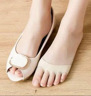 Padded forefoot socks for open toe shoes thumbnail 1