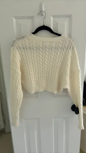 Altar'd State cropped white sweater thumbnail 2