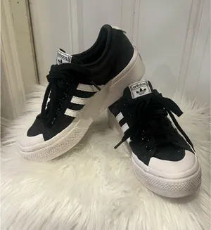 Adidas Women’s thumbnail 7