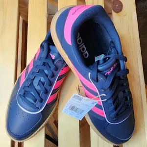 NWT Adidas blue and pink Size 6 WOMENS thumbnail 1