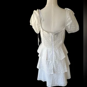 I.N. San Francisco Ivory Eyelet Dress, size Medium, NWT thumbnail 4