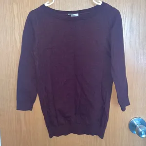 Sweater thumbnail 1