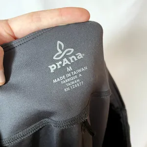 prAna gray capri pants leggings workout athletic‎ women's medium elastic waist thumbnail 4