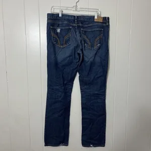 Hollister Low Rise Straight Leg Distressed Jeans Blue Size 11R thumbnail 2