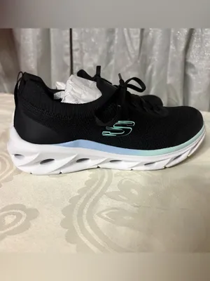 NWT- Skechers Women’s Black Knit Slip-On Sneakers with laces thumbnail 5
