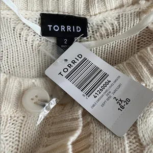 NWT‎ Torrid Cropped Cable Cardigan Embellished Sweater Cream Diamond Size 2X thumbnail 4