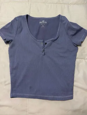 Hollister Ribbed Baby Tee thumbnail 1