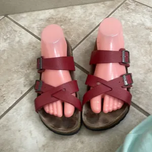 Birkenstock BIRKI comfort Red Strappy Slide Sandals Womens 38 L7 M5 Cork ShoesI thumbnail 2