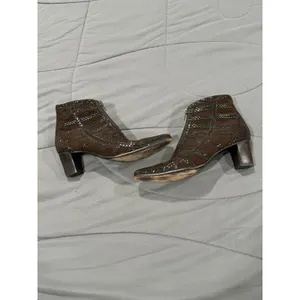 Italian Brown Suede & Snake Embossed Leather Ankle Bootie Women’s Size 7 thumbnail 5