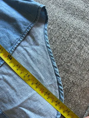 Vintage Havana Light Blue Denim S/L Button-Up Shirt w/Hi Low Hem | Size Large thumbnail 11