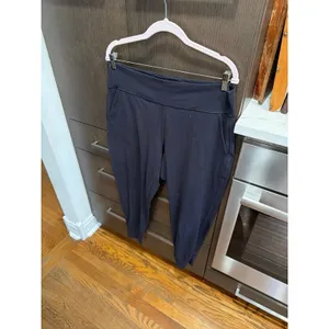 Lululemon align black joggers size 14 thumbnail 2