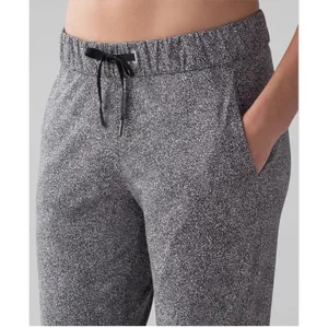 Lululemon On The Fly PantSea Spray Alpine White‎ Dark Chrome Size 8 Jogger thumbnail 2