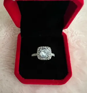 Gorgeous Stainless Steel Silver 1.5 Carat Princess Cut Cubic Zirconia Ring SZ 7 thumbnail 2