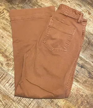 Gap High-Waisted Jeans thumbnail 1
