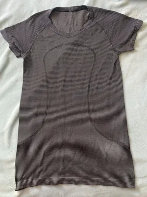 Lululemon Swiftly Tech Short Sleeve Shirt thumbnail 2
