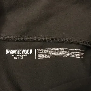 Pink *** Yoga Capri Pants thumbnail 3