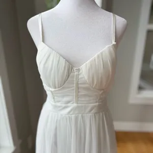 IRIS White Mesh Grecian Homecoming Dress Gown Size Medium FLAW thumbnail 5