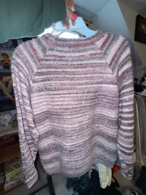 Sweater thumbnail 2