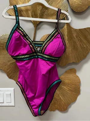 La Blanca Women's V-Neck Running Stitch One Piece Swimsuit Magenta Sz 8 Slimming thumbnail 2
