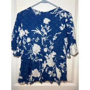 Altar'd State Blue‎ Floral Clip Dot Peplum Blouse Flutter Sleeve Small thumbnail 2