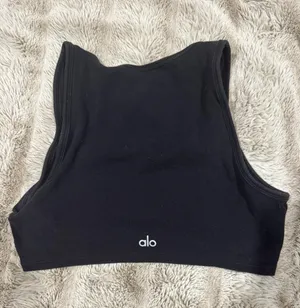 Alo Crop Top thumbnail 2