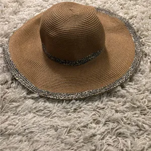 Stylish Tan Wide thumbnail 2