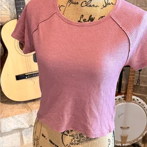 American Eagle Outfitters Textured Short Sleeve Tee in Pink thumbnail 1