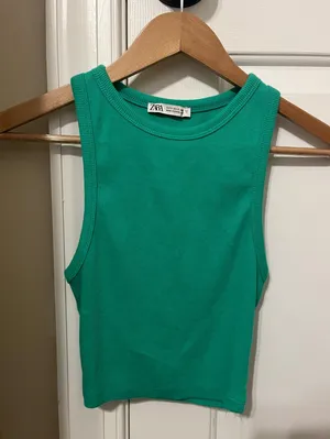 Zara green crop top thumbnail 1