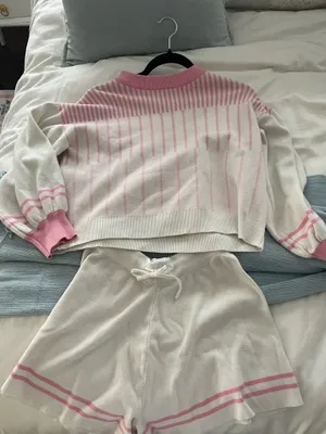 Pink and white lounge shorts set thumbnail 1