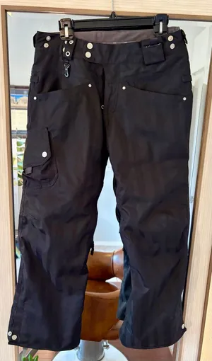 686 Women's SMARTY 3-IN-1 CARGO Snow Pants Black Pinstripe Size Small Zip Pocket thumbnail 1